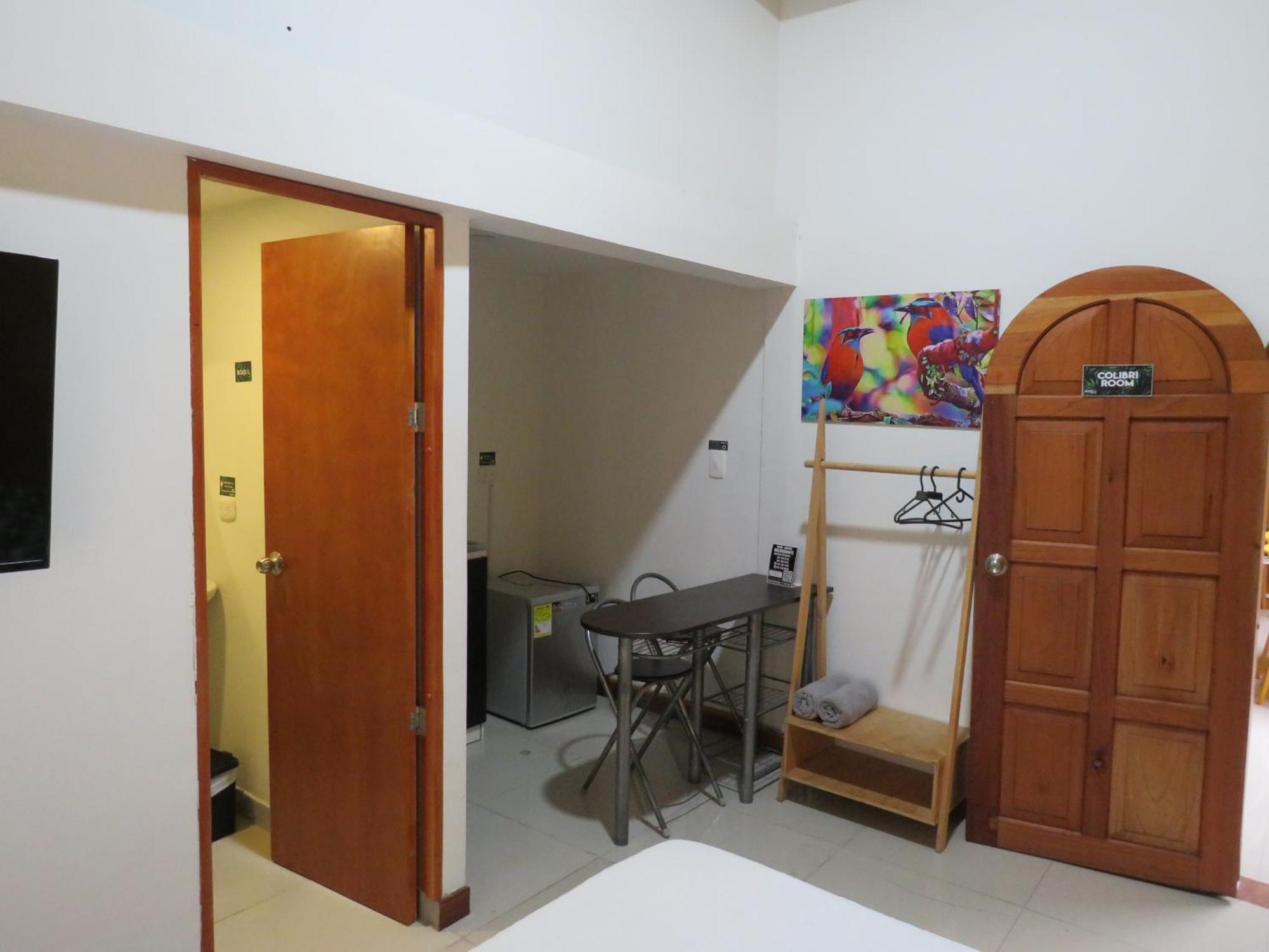 Albore Hostal Pereira Ngoại thất bức ảnh